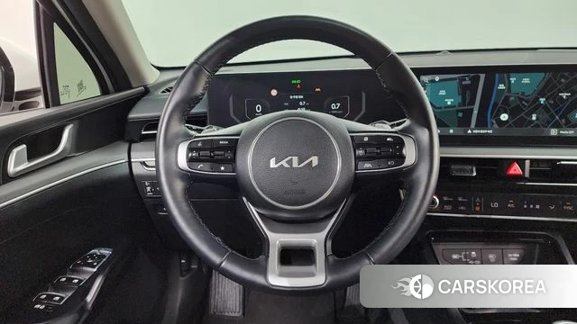 Kia The New K5 3rd generation 2024 Белый из Кореи, фото 3