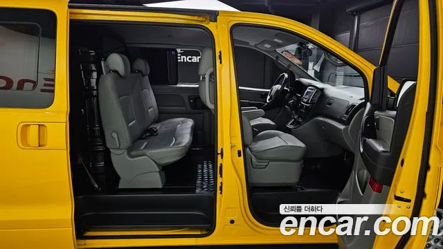 Hyundai The New Grand Starex 2019 Желтый из Кореи, фото 3