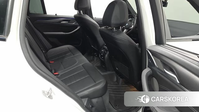 BMW X3 (G01) 2023 Белый из Кореи, фото 3