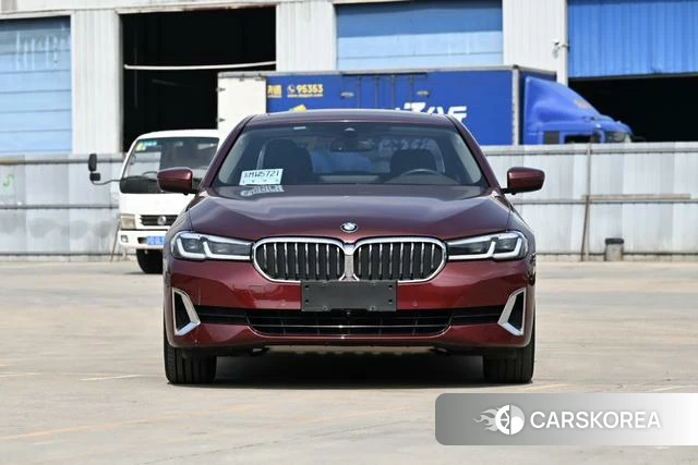 BMW 5 series 2021 Красный из Китая, фото 3