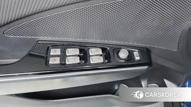 Ssangyong Tivoli Armor 2018 Синий из Кореи, фото 3