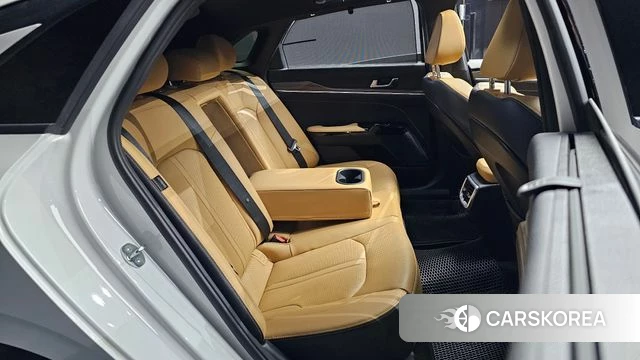 Kia K5 3rd generation 2023 Белый из Кореи, фото 3