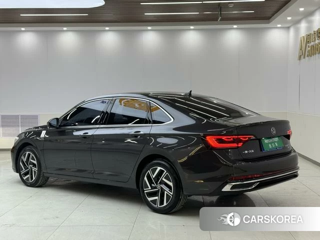 Volkswagen Sagitar 2022 Черный из Китая, фото 3