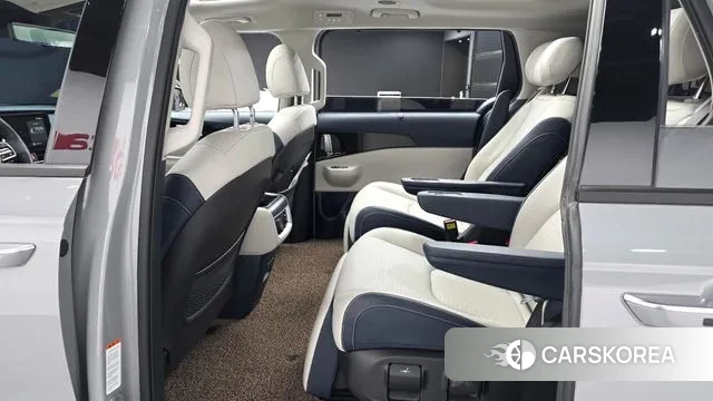 Kia The New Carnival 4th Generation 2024 Серый из Кореи, фото 3