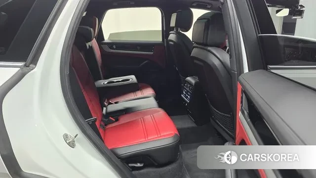 Porsche Cayenne (PO536) 2024 Белый из Кореи, фото 3