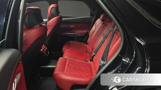 Genesis GV70 2022 Черный из Кореи, фото 3