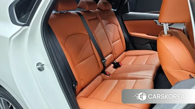 Kia The New K3 2nd generation 2023 Белый из Кореи, фото 3