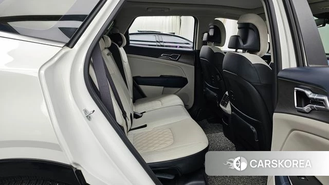 Kia Sportage 5th Generation 2021 Белый из Кореи, фото 3