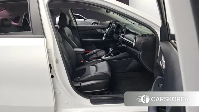 Kia Come New K3 2019 Белый из Кореи, фото 3