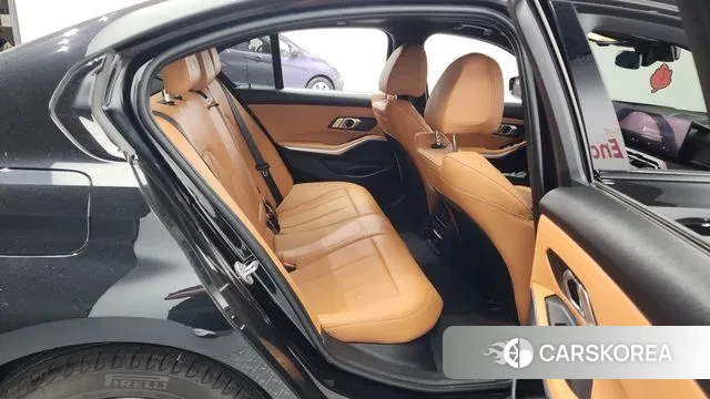 BMW 3 Series (G20) 2024 Черный из Кореи, фото 3