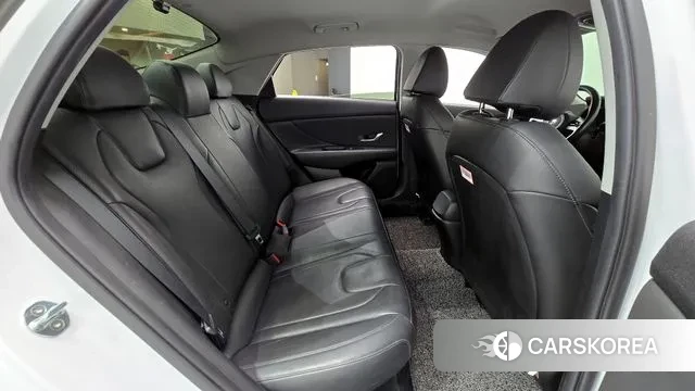 Hyundai Avante Hybrid (CN7) 2020 Белый из Кореи, фото 3