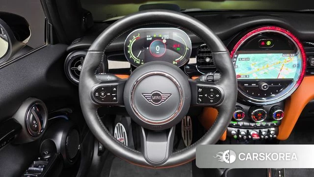 Mini Cooper S Convertible 2021 Жемчужный цвет из Кореи, фото 3