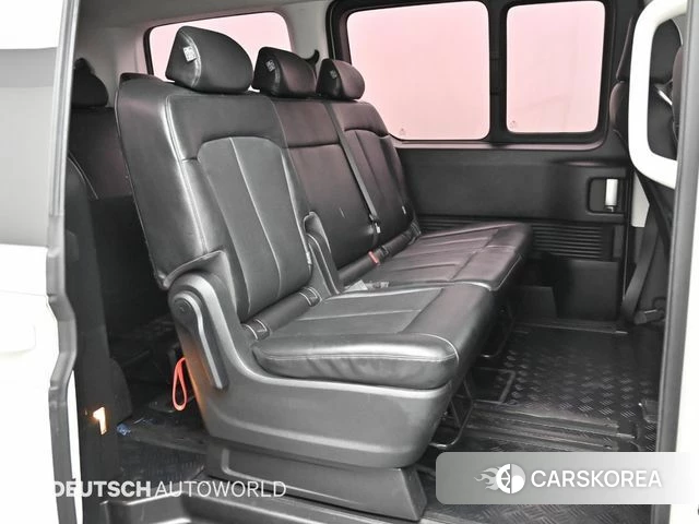 Hyundai Staria 2021 Белый из Кореи, фото 3