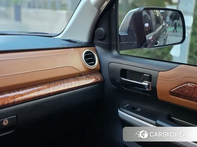 Toyota Tundra 2020 Коричневый из Кореи, фото 3