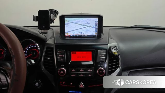 Ssangyong Tivoli Armor 2018 Белый из Кореи, фото 3