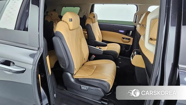 Kia Carnival 4th generation 2023 Серый из Кореи, фото 3