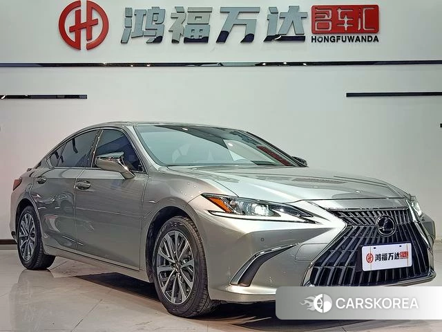 Lexus ES 2023 Шампань из Китая, фото 3