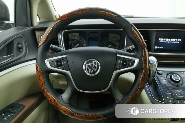 Buick GL8 2018 Коричневый из Китая, фото 3