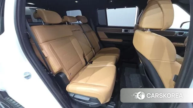 Hyundai Santa Fe (MX5) 2023 Белый из Кореи, фото 3