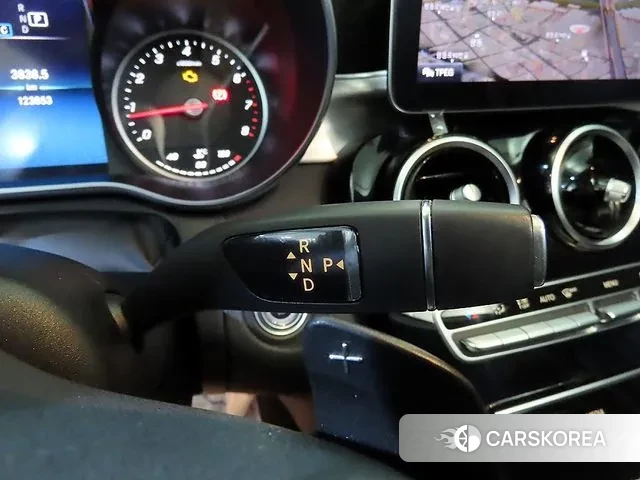 Mercedes-Benz C-Class W205 2020 Черный из Кореи, фото 3