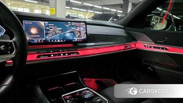 BMW 7 Series (G70) 2023 Черный из Кореи, фото 3