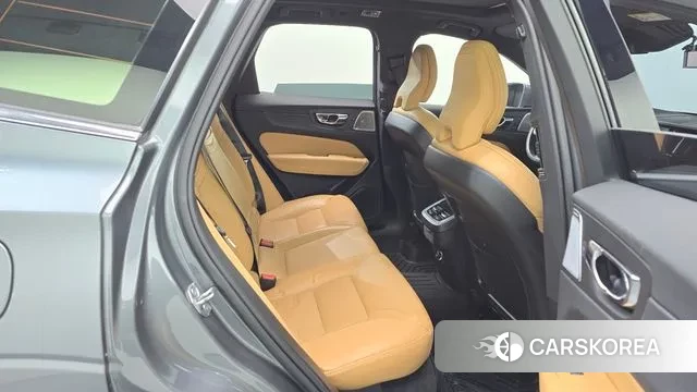 Volvo XC60 second Generation 2018 Серый из Кореи, фото 3