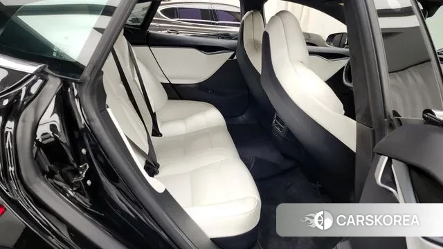 Tesla Model S 2018 Черный из Кореи, фото 3