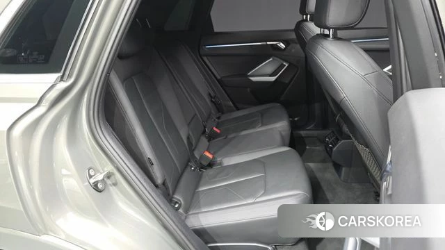 Audi Q3 (F3) 2020 Серый из Кореи, фото 3