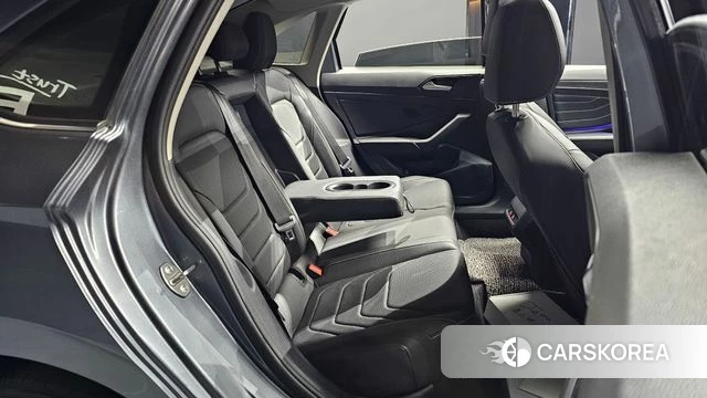 Volkswagen 7th Generation of Jetta 2024 Серый из Кореи, фото 3