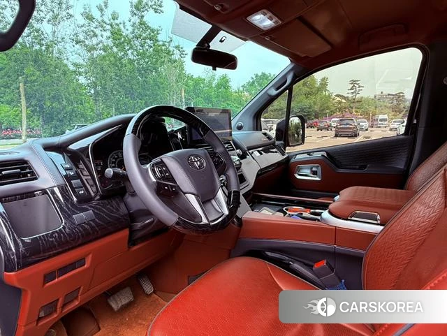 Toyota Hiace 2025 Черный из Китая, фото 3