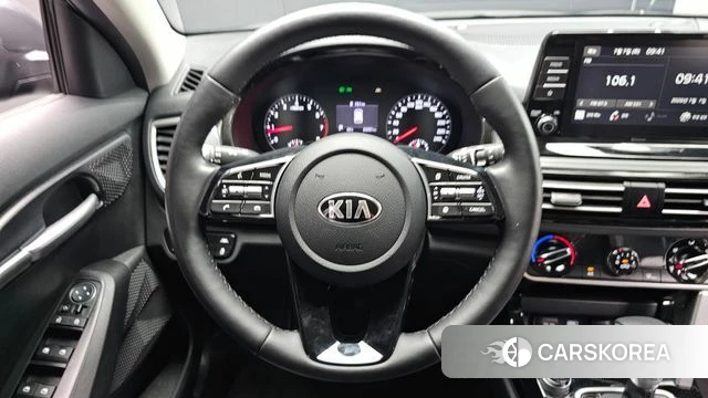 Kia Seltos 2020 Серый из Кореи, фото 3
