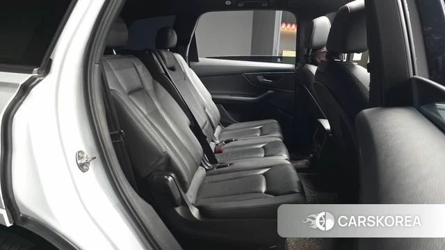 Audi Q7 (4M) 2021 Белый из Кореи, фото 3