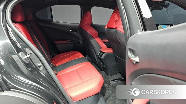 Lexus UX250h 2021 Серый из Кореи, фото 3