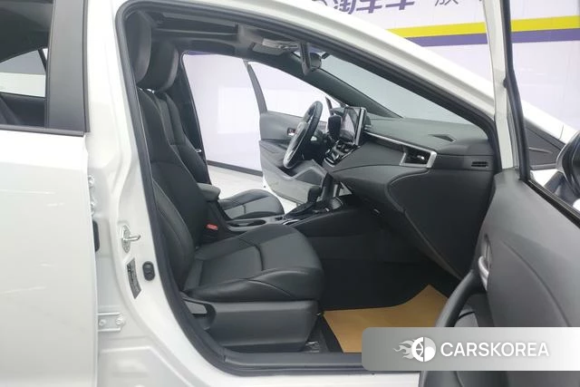 Toyota Lei Ling 2024 Белый из Китая, фото 3