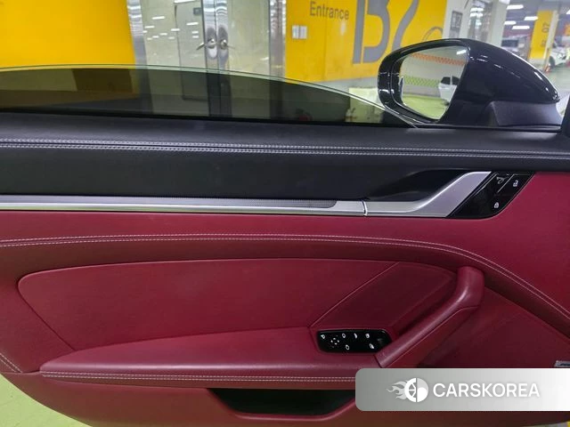 Porsche 911(992) 2020 Серебристо-серый из Кореи, фото 3