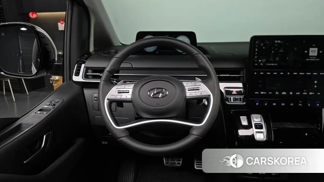 Hyundai Staria 2023 Белый из Кореи, фото 3