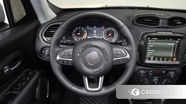 Jeep Renegade 2022 Черный из Кореи, фото 3