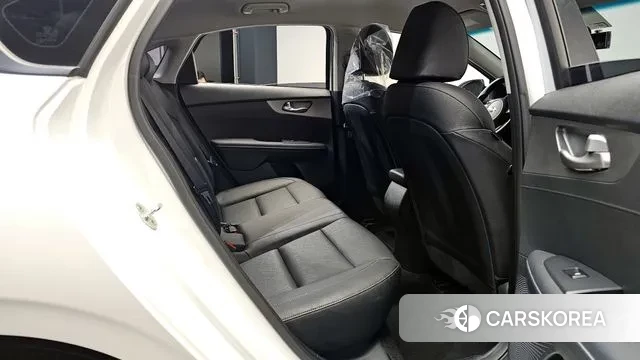 Kia Come New K3 2018 Белый из Кореи, фото 3