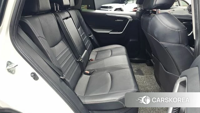 Toyota RAV4 5th Generation 2022 Белый из Кореи, фото 3
