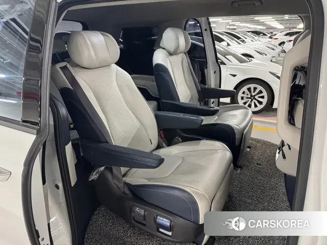 Kia The New Carnival 4th Generation 2024 Белый из Кореи, фото 3