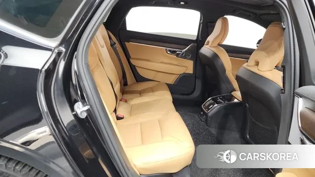 Volvo S90 2022 Черный из Кореи, фото 3