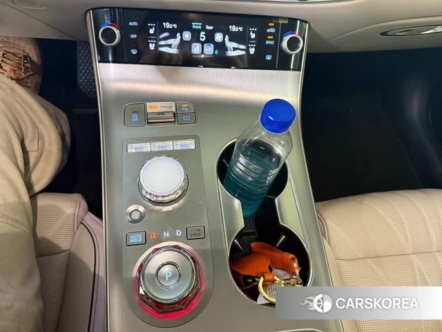 Genesis GV70 2024 Черный из Кореи, фото 3