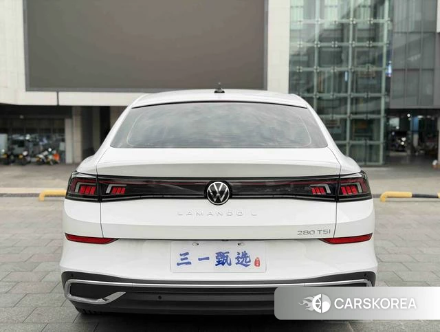 Volkswagen Lingdu 2022 Белый из Китая, фото 3
