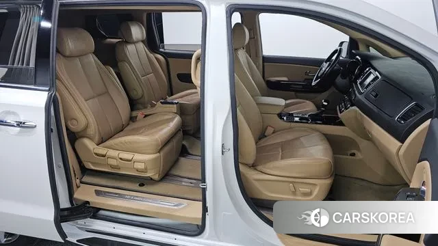 Kia The New Carnival 2019 Белый из Кореи, фото 3