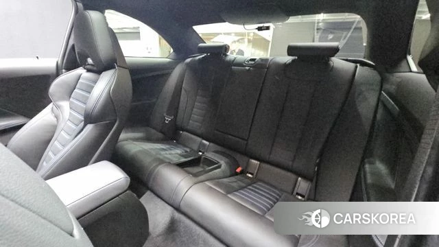 BMW 2 Series (G42) 2024 Белый из Кореи, фото 3