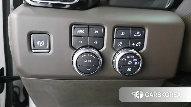 GMC Sierra 2024 Белый из Кореи, фото 3