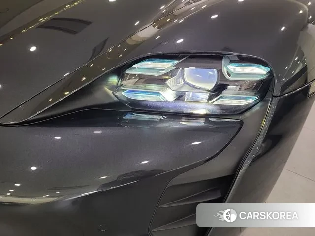 Porsche Taycan 2024 Серый из Кореи, фото 3