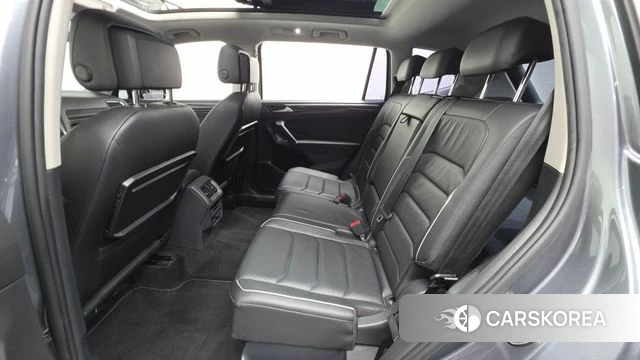 Volkswagen Tiguan Allspace 2018 Серый из Кореи, фото 3