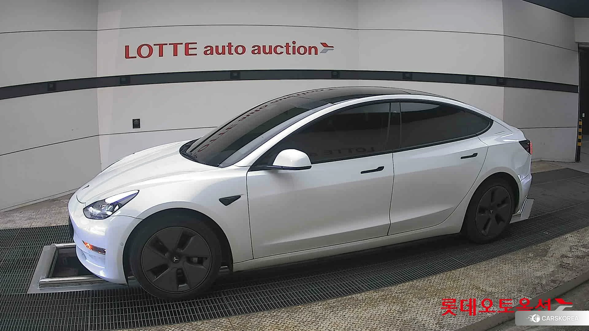 Tesla Model 3 Long Range 2022 Pearl White Multi-coat из Кореи, фото 3
