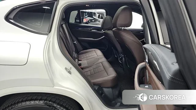 BMW X4 (G02) 2024 Белый из Кореи, фото 3